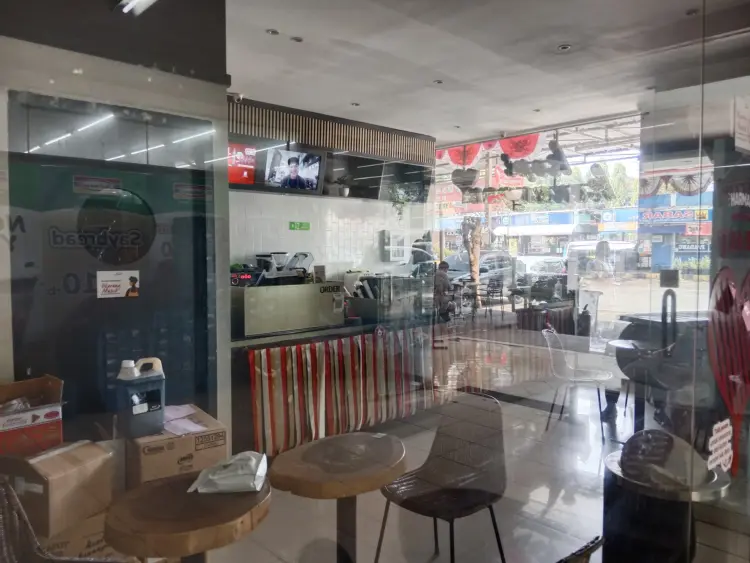 Kopi Kenangan - Rest Area KM 62B 4