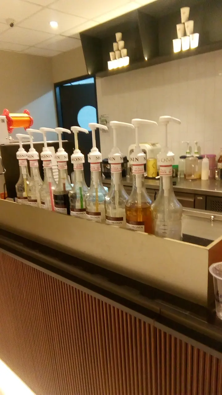 Kopi Kenangan - Rest Area KM 62B 3