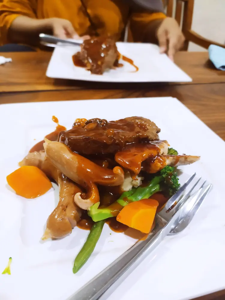 Adi's Culinary Pleburan 10