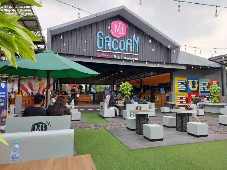 Mie Gacoan Mayjen Sungkono 1