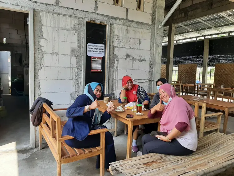 WARKOP BARITO TIMUR PASAR KEREP 4