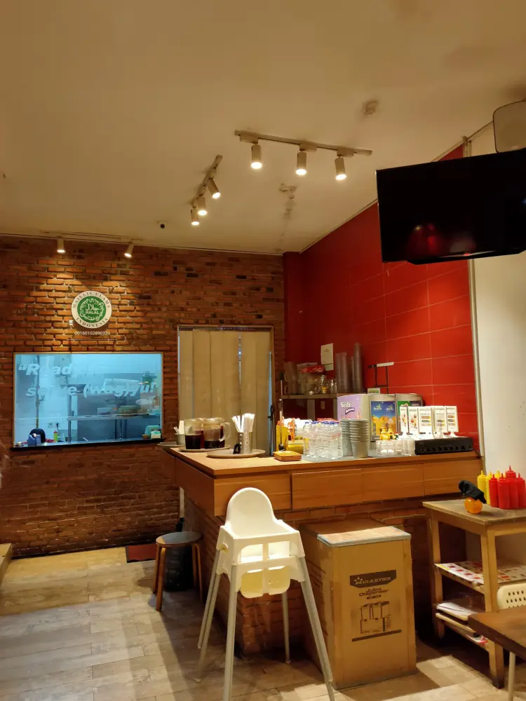 Holycow! STEAKHOUSE By Chef Afit 5