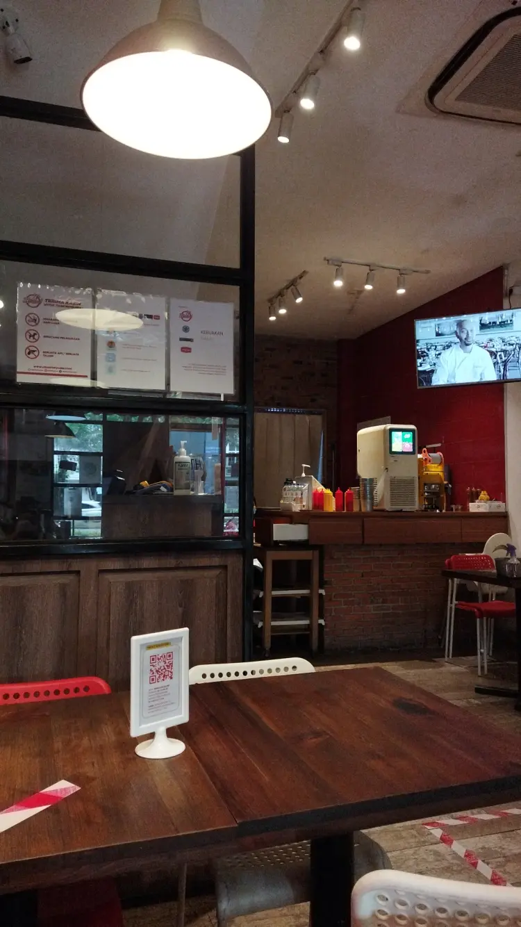 Holycow! STEAKHOUSE By Chef Afit 2