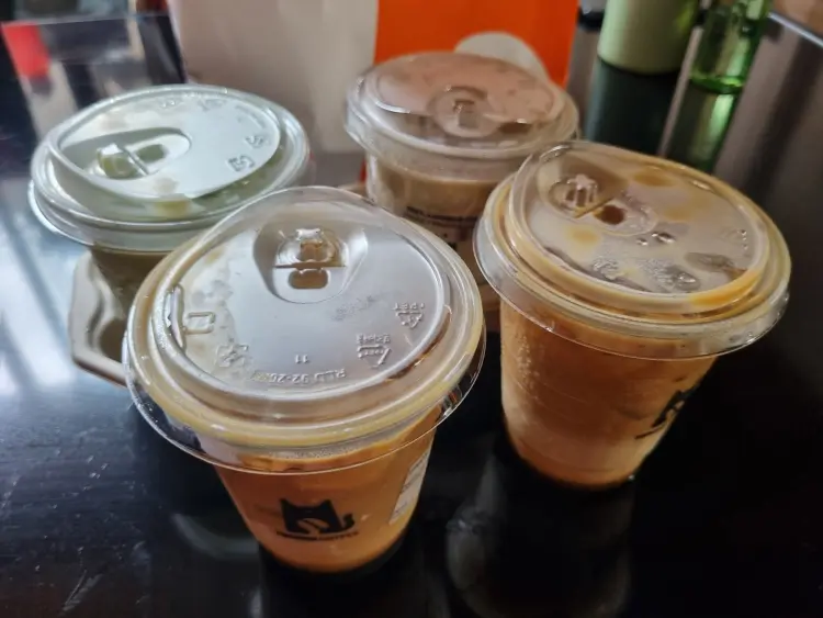 TOMORO COFFEE - MT Haryono Banjarmasin 10