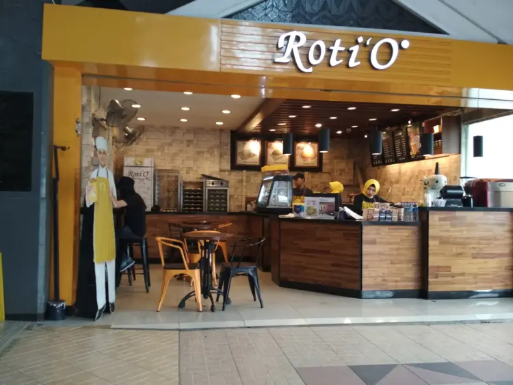 Roti 'O Stasiun Bandung 1
