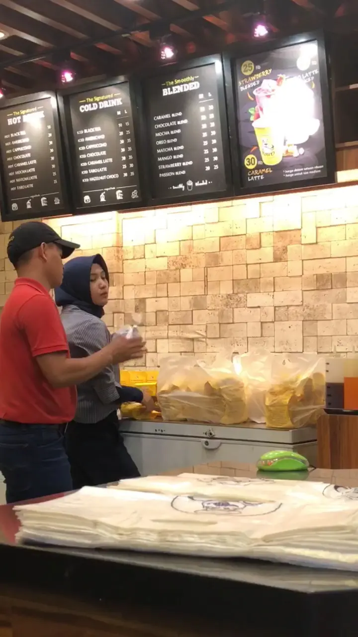 Roti 'O Stasiun Bandung 3