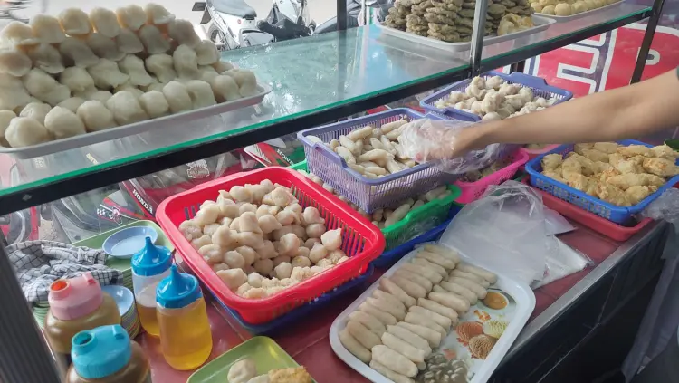 Pempek Dan Martabak Ato Semeru 7