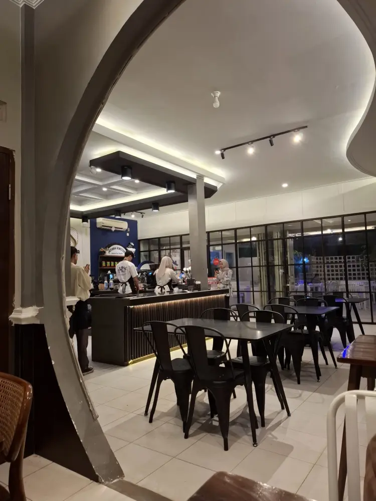 Samara Coffee & Space 3