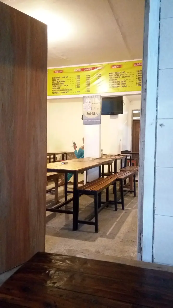 Warung kopi Janda ( GIRAS ) 2