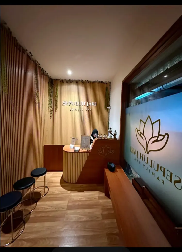 Sepuluh Jari Reflexology Surya Sumantri 1