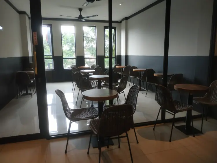 Kopi Kenangan - Ruko Antapani 3