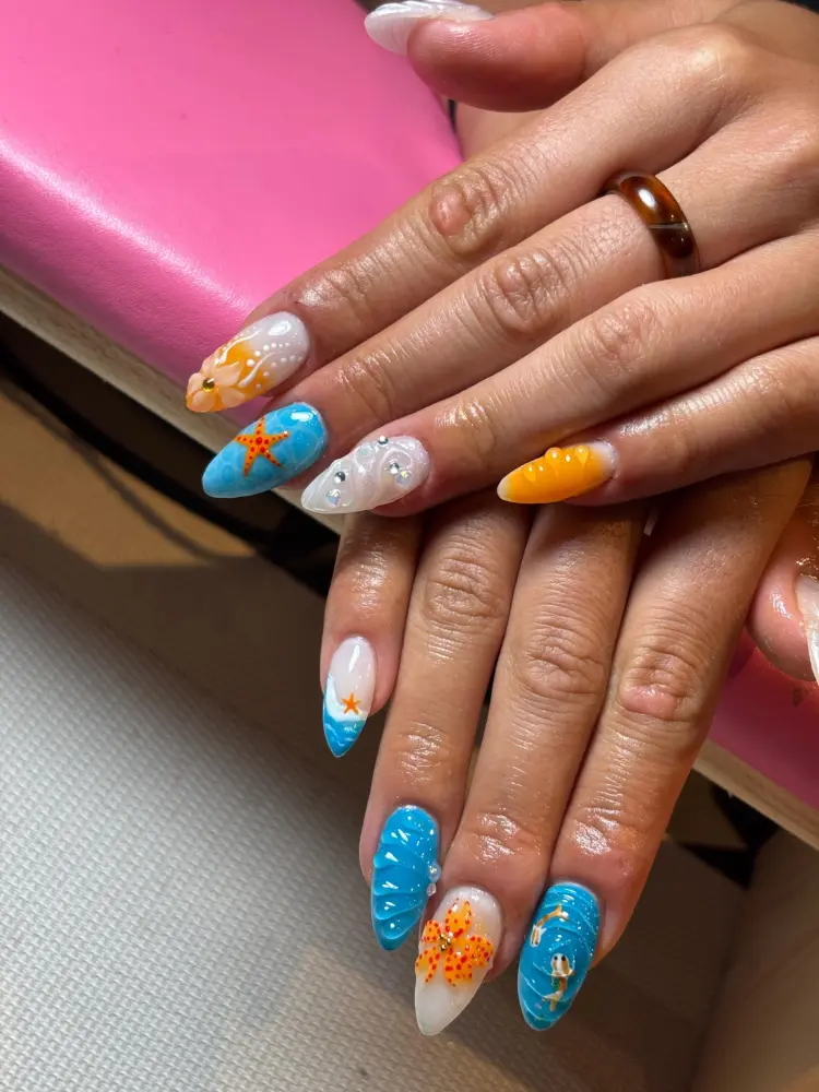 Eclectic Nail Bar Kuta 1