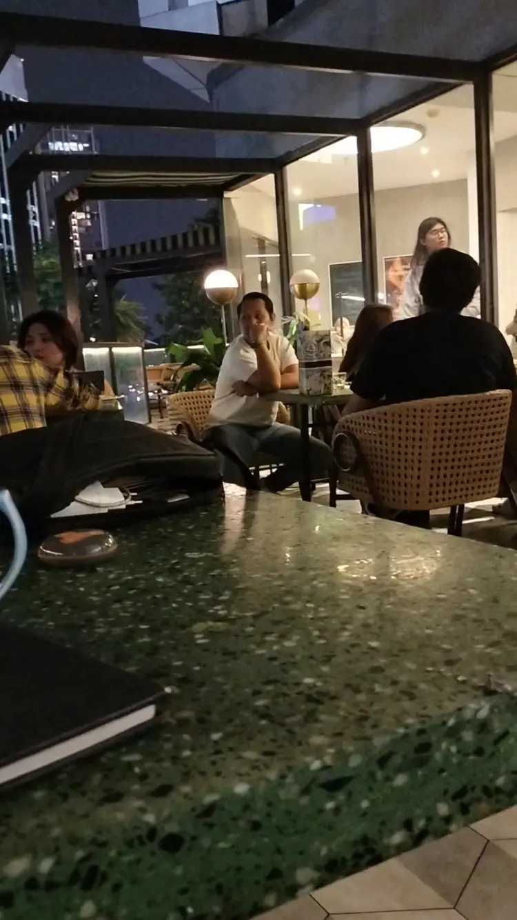 Common Grounds Coffee - FX Sudirman 10