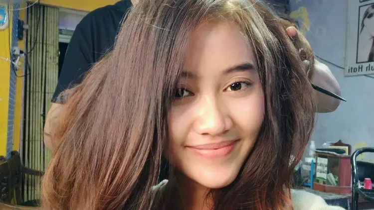 SOLLY SALON WELERI 1