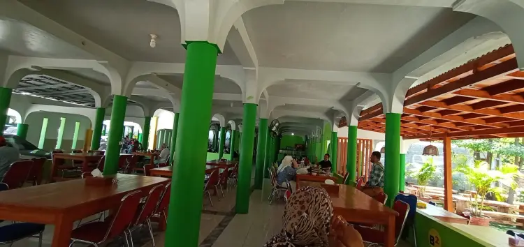 RM. Gubuc Istana 1 (Ayam Bakar Doyok) 9