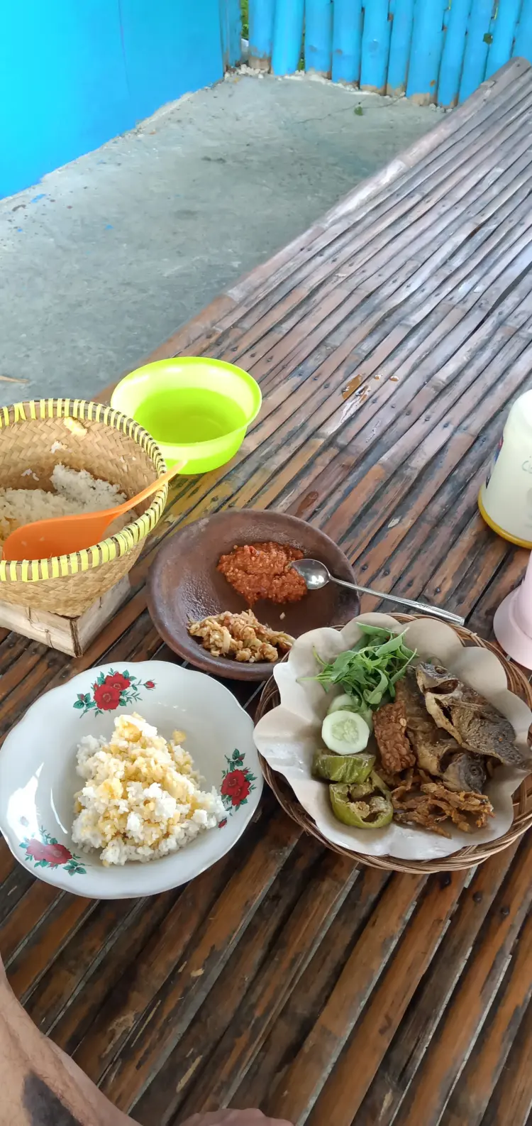 WARUNG SAWAH TANJUNG 7