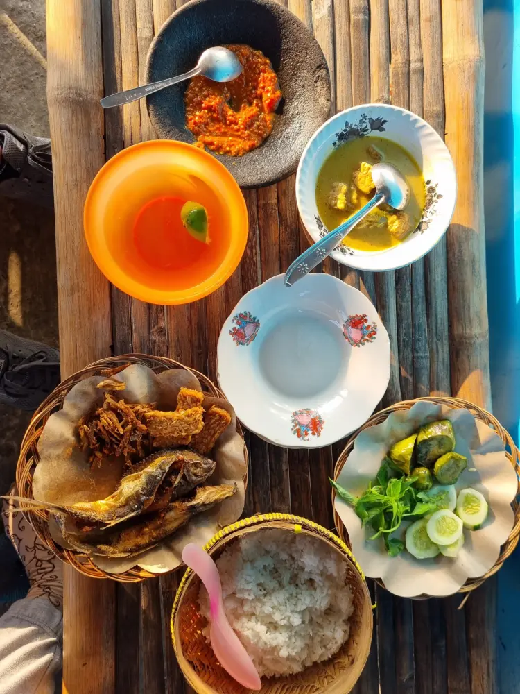 WARUNG SAWAH TANJUNG 5