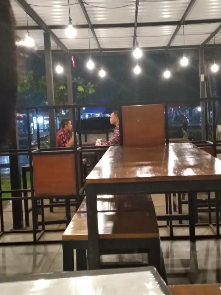 Delizia Bakery Limpung 4