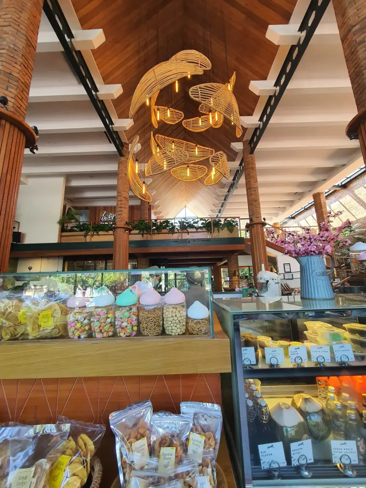 Botanika - Kertajaya Indah 4