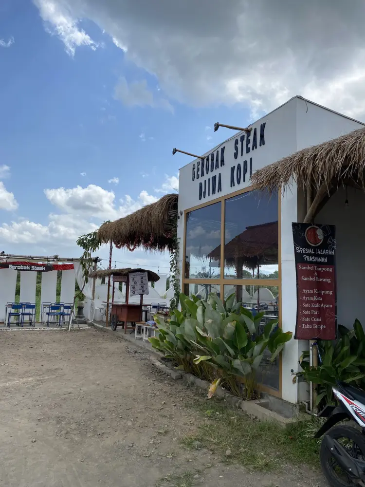 Gerobak Steak & Djiwa Kopi 1