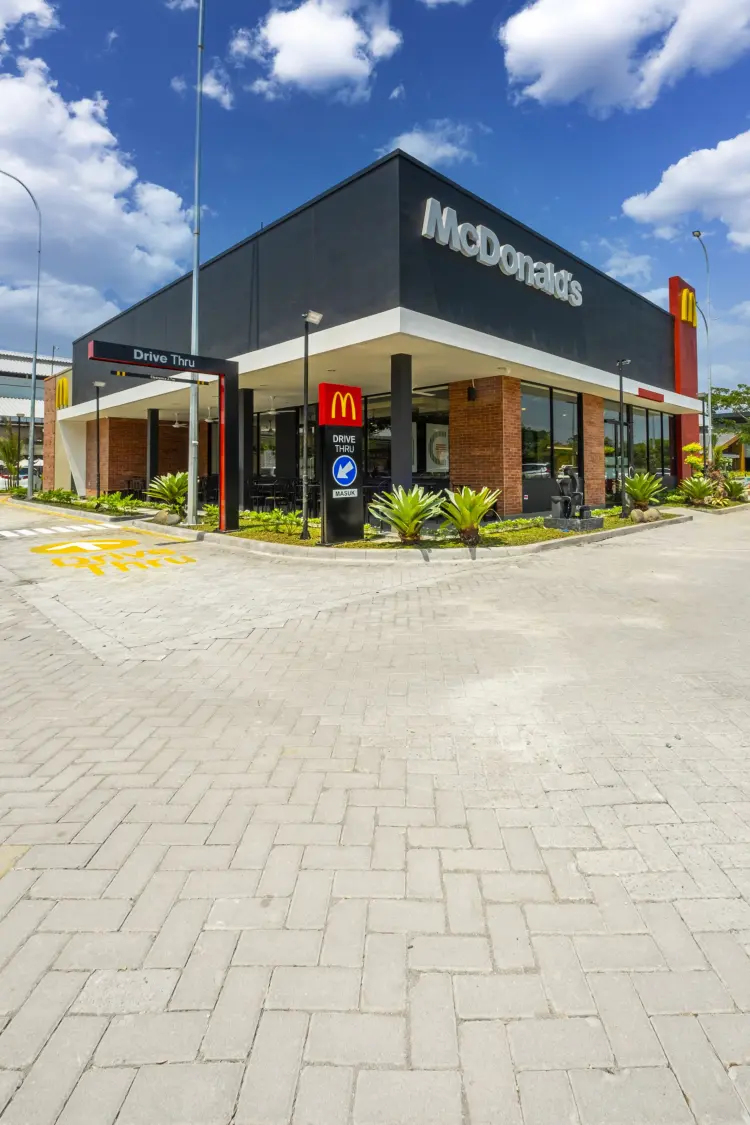 McDonald’s Rest Area KM260B Banjaratma 1