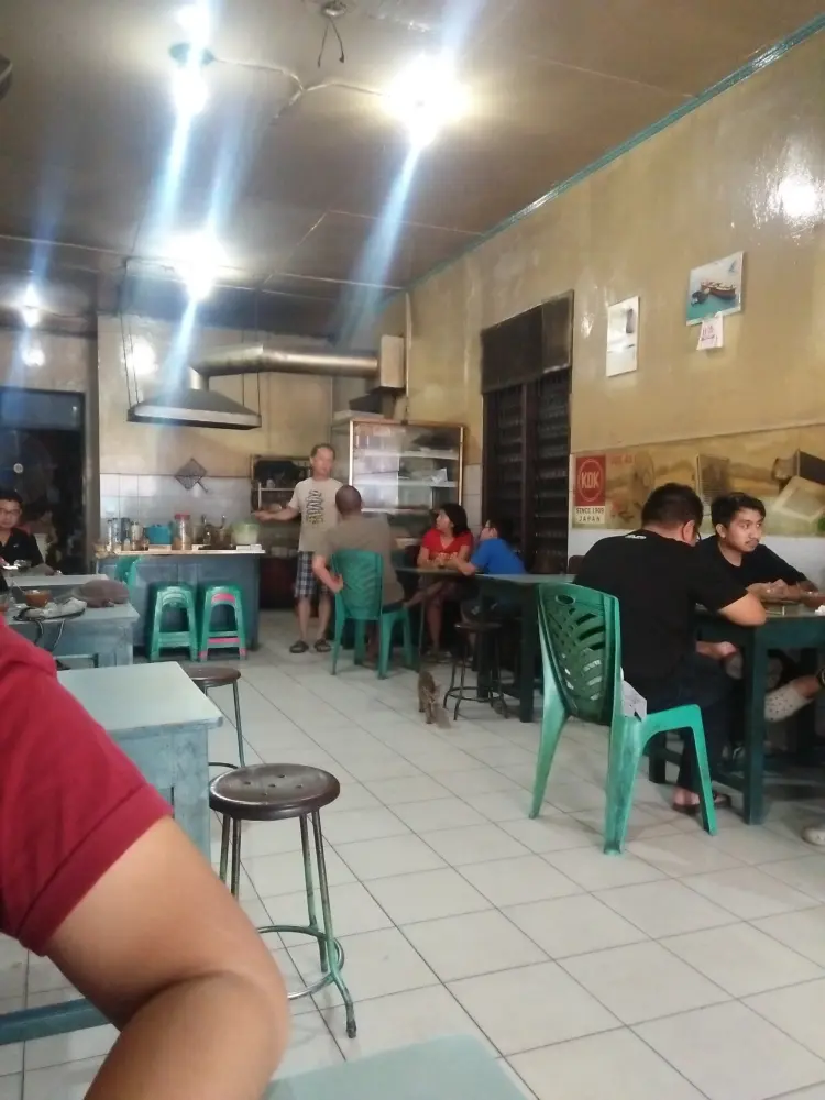 Warung Kopi Pelabuhan (Koh A Bun) 9