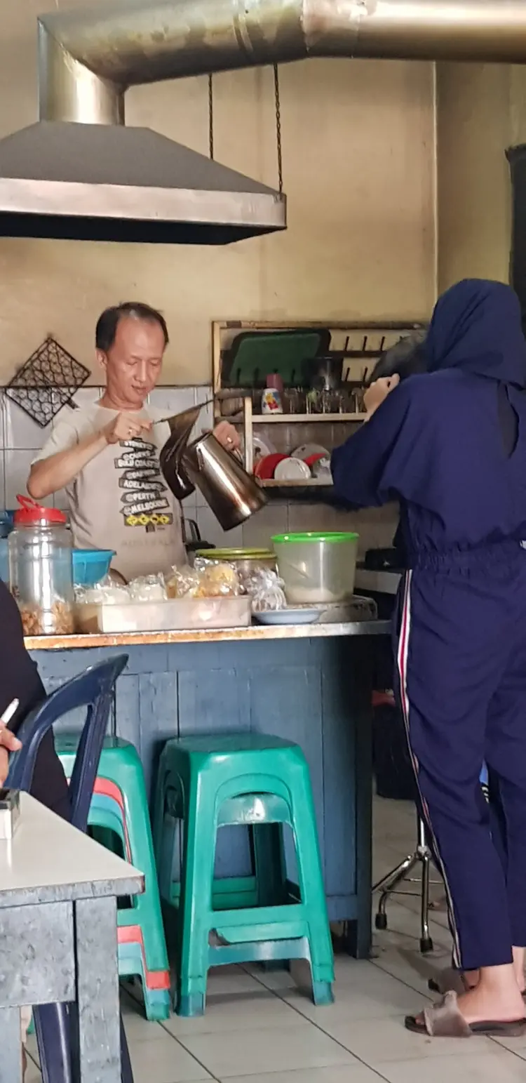 Warung Kopi Pelabuhan (Koh A Bun) 2