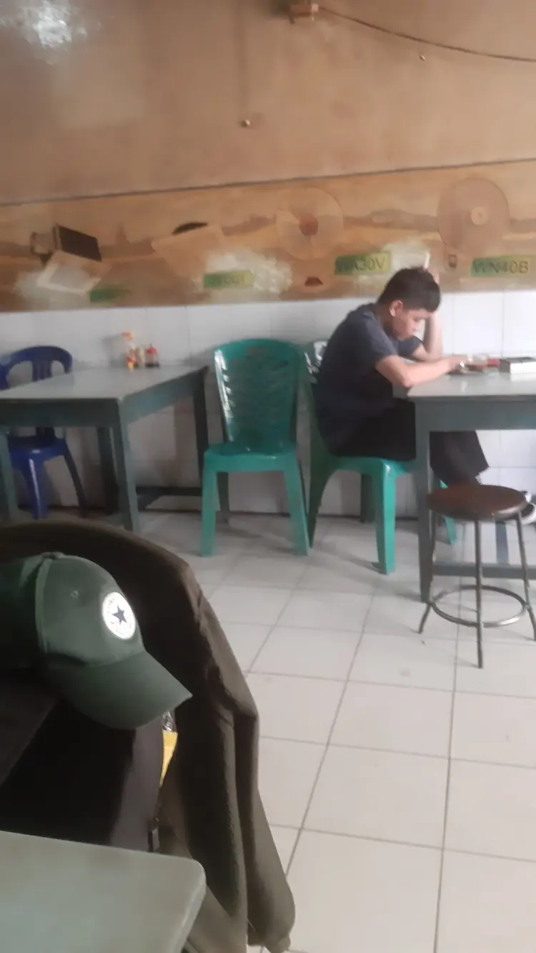 Warung Kopi Pelabuhan (Koh A Bun) 6