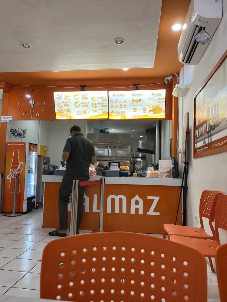 Almaz Fried Chicken - Pamulang 1