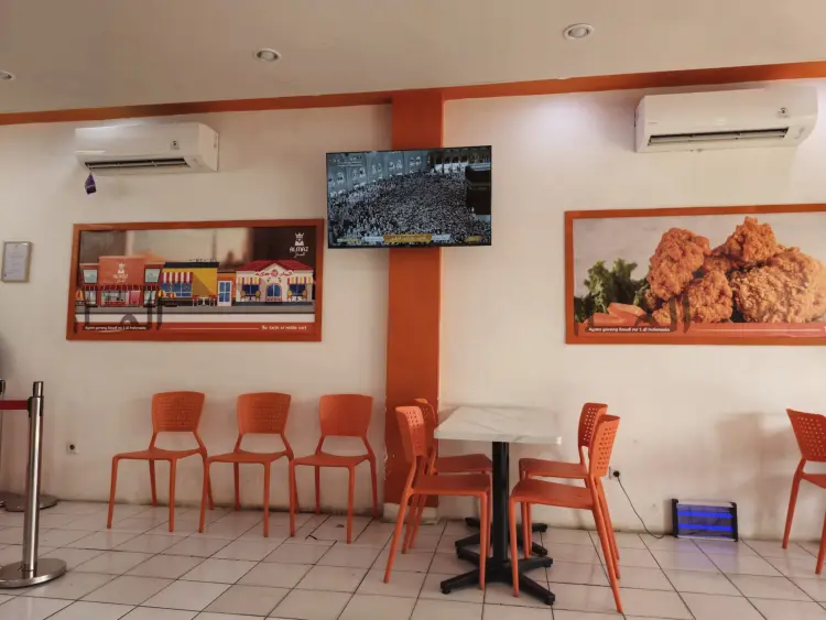 Almaz Fried Chicken - Pamulang 6