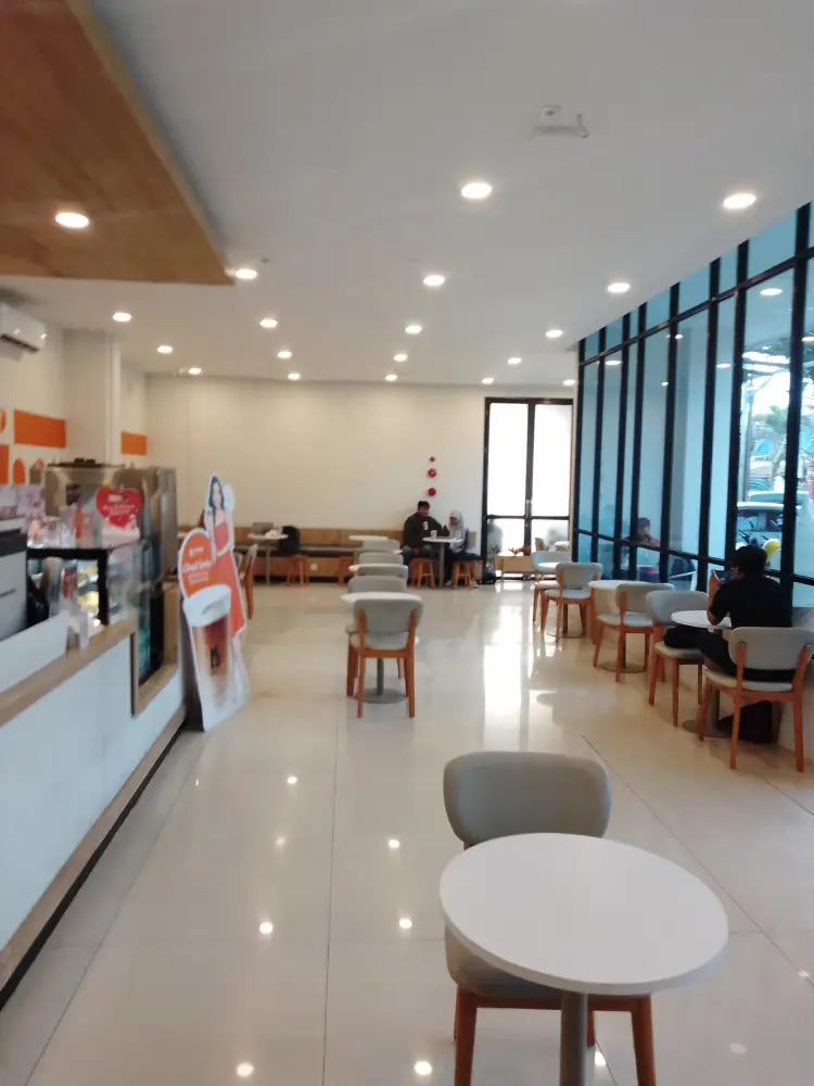 TOMORO COFFEE - STM Point Guest House 1