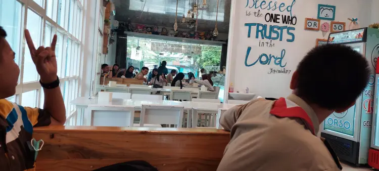 Orso Gelato & Cafe Rembang 6