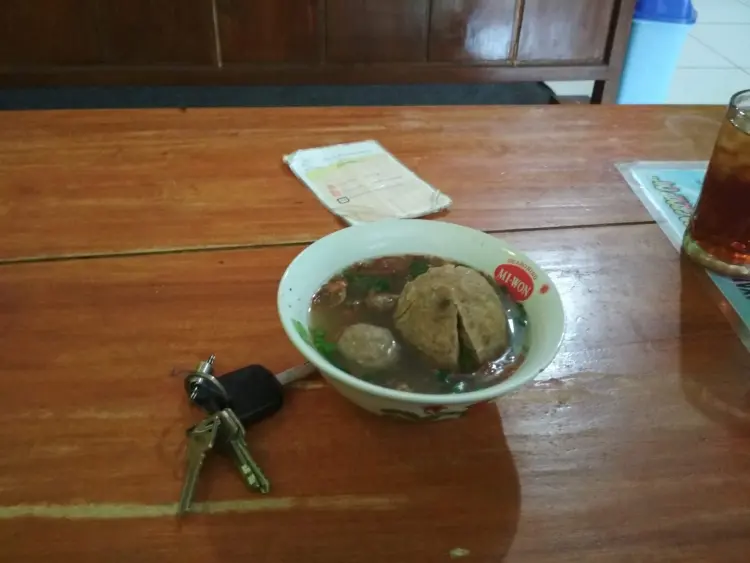 Bakso Dan Mie Ayam "ARTOMORO" (Bakso Jumbo Sembuh) 3