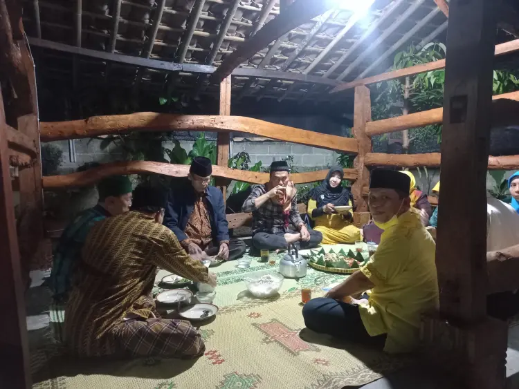 Rumah Makan Saung Kinasih 2