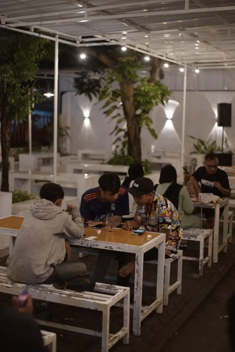 Kopi RuangTemu Tulungagung 9