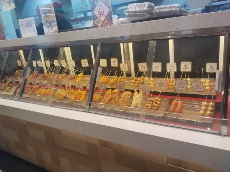 Shigeru Blok M Plaza 10