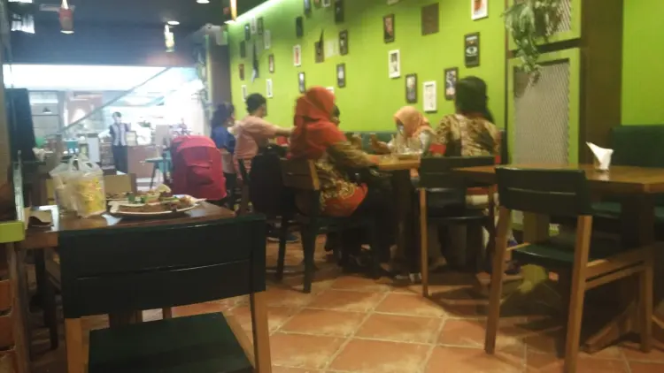 Tong TJI Tea House Pakuwon 4