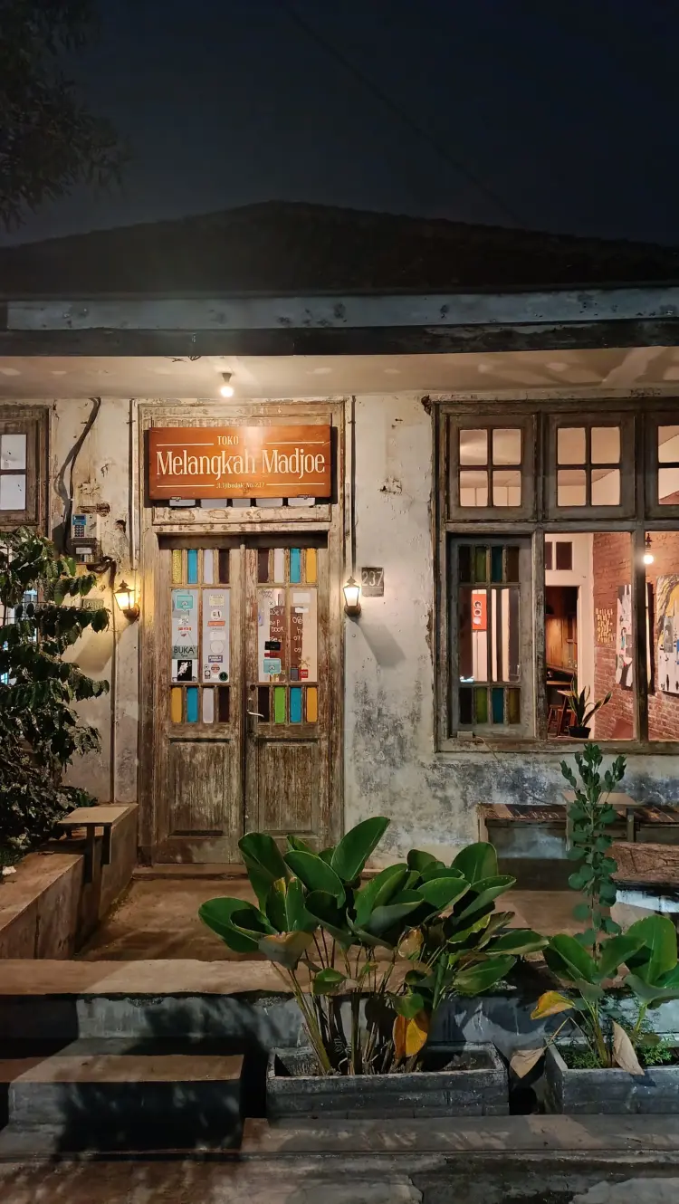 Melangkah Madjoe - Coffee Shop 1