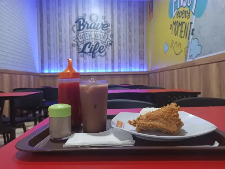 Rocket Chicken Trenggalek 3