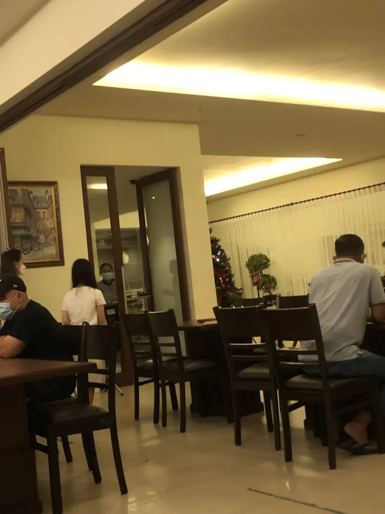 Bon Ami Restaurant 5