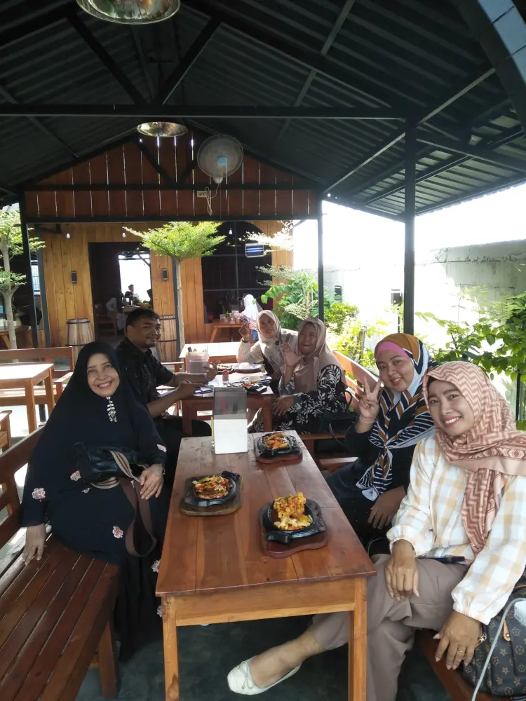 Bledos Steak Jl Panggang 3