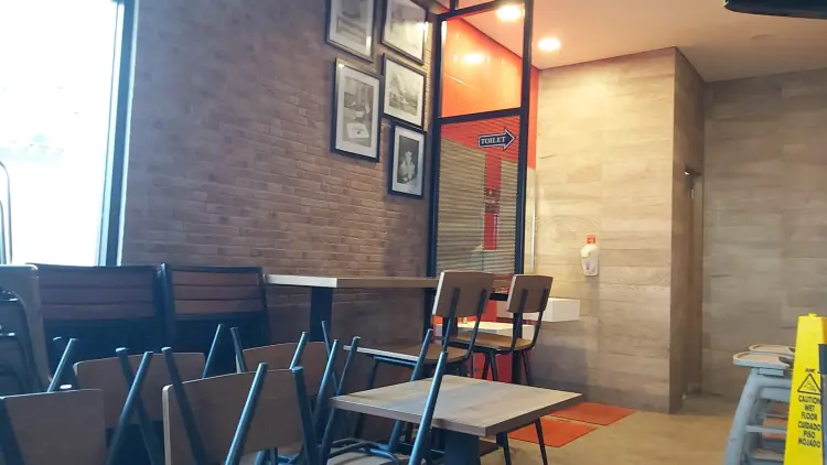 Burger King Cipondoh 6