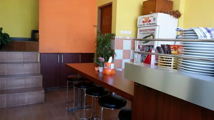 Tulen Situ Indah. Siomay No.1 di Bandung 6