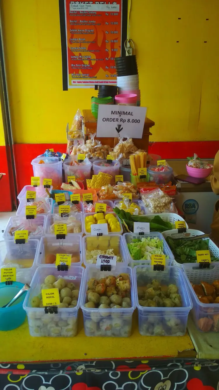 Kedai Seblak parasmanan Bella 2