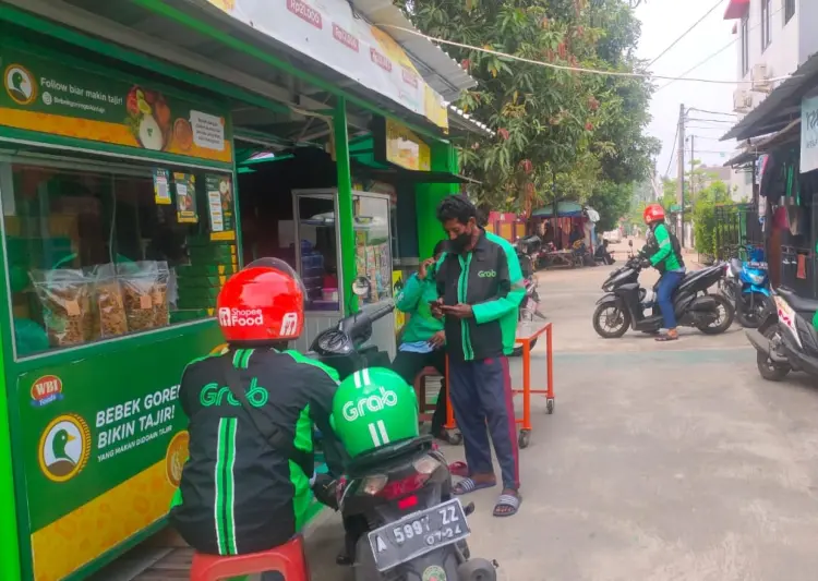 Bebek Goreng Bikin Tajir Puri Agung 1