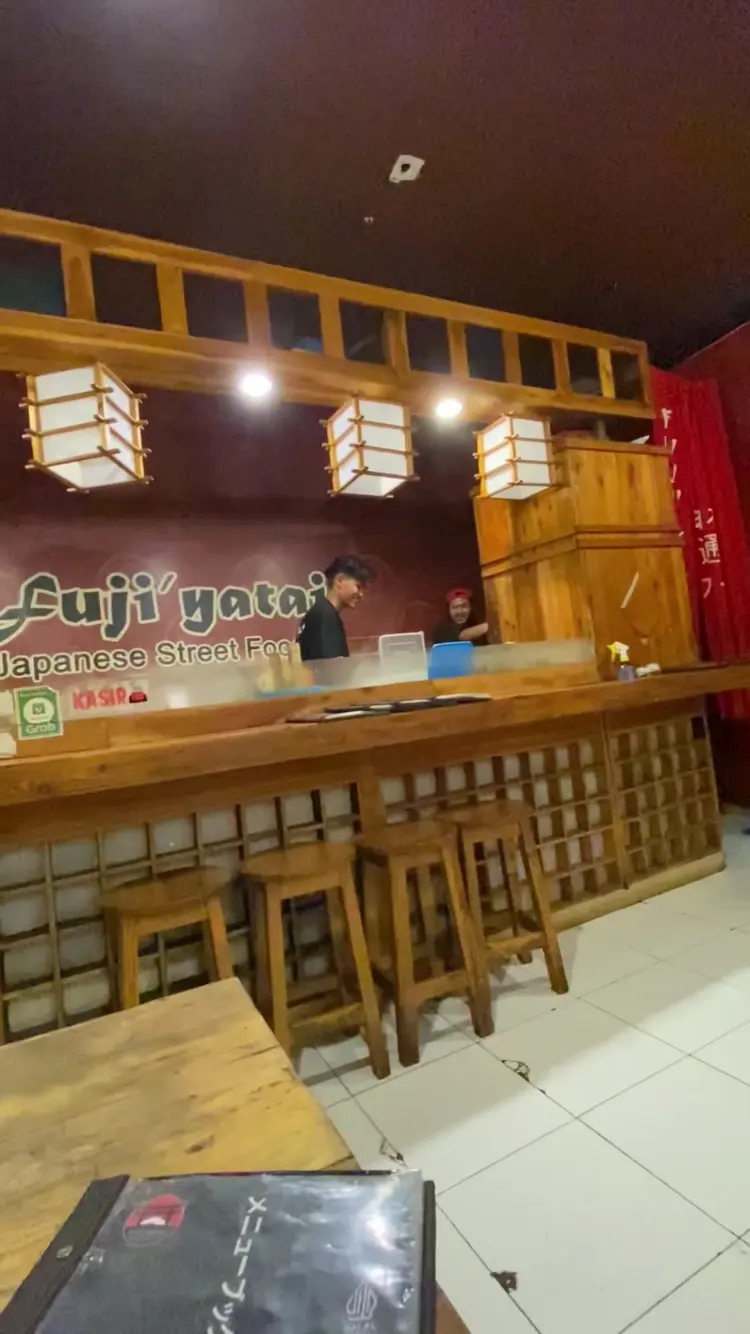 Fujiyatai Japanese Street Food Sushi 7