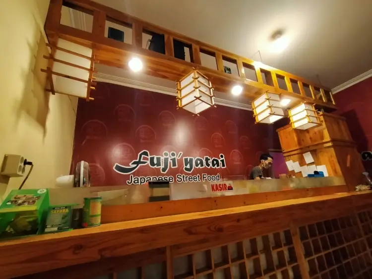 Fujiyatai Japanese Street Food Sushi 5