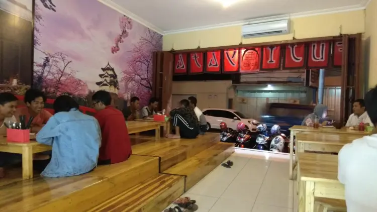 Fujiyatai Japanese Street Food Sushi 3