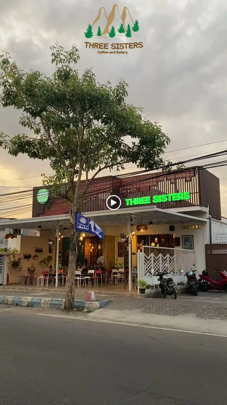 Three Sisters Coffee and Eatery Tulungagung 5
