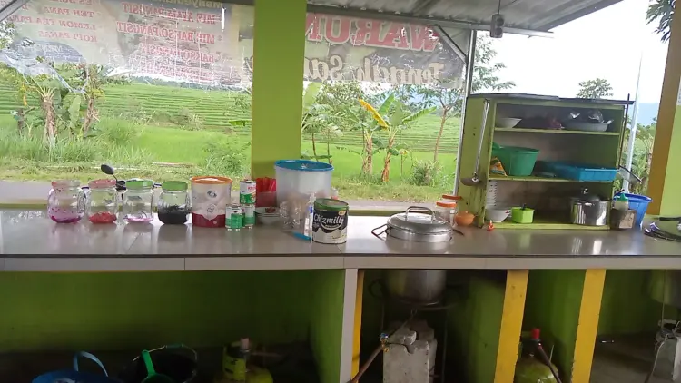 Mie Ayam Aris Tengah Sawah 2